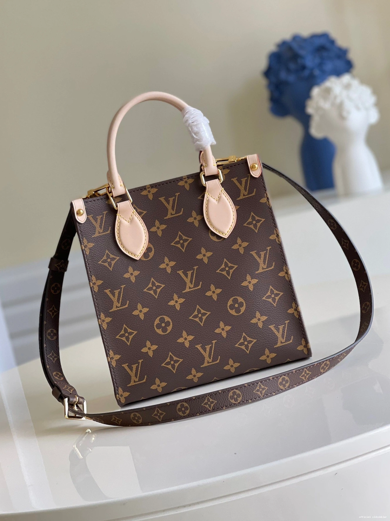 Official oldcobbler PLAT VUITTON SAC LOUIS PETIT 0811